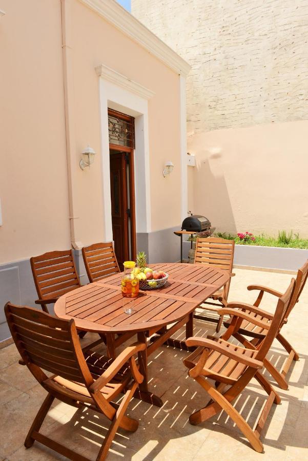 Classical Villa Archontiko D&M Rhodes City Exterior foto